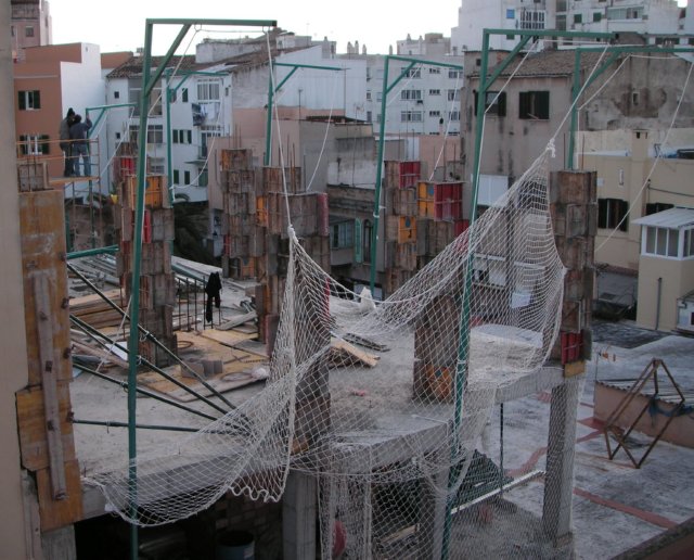 [Click to enlarge image]