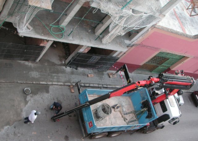 [Click to enlarge image]