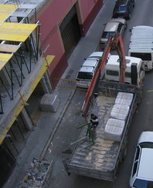 [Click to enlarge image]