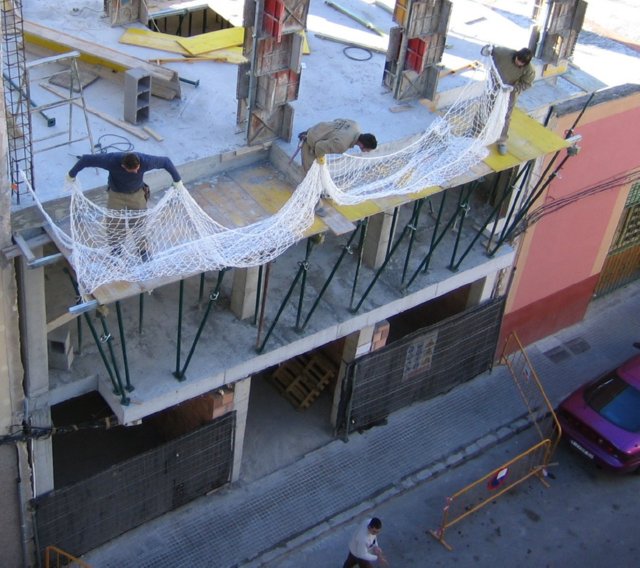 [Click to enlarge image]