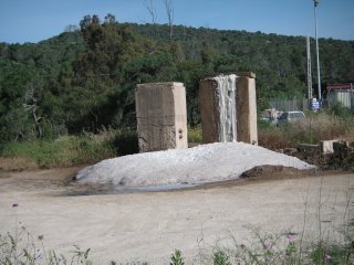 ESPUMA  VERTEDERO