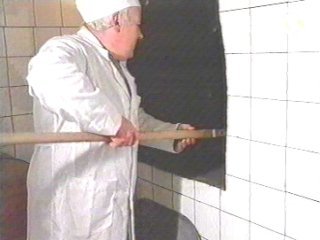 TRABAJADOR HORNO