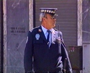 TRABAJADOR POLICIA