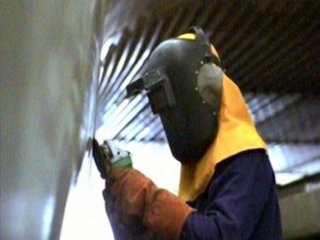 TRABAJADOR SOLDADOR 02