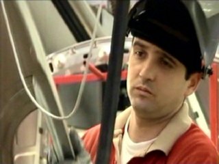 TRABAJADOR SOLDADOR 04