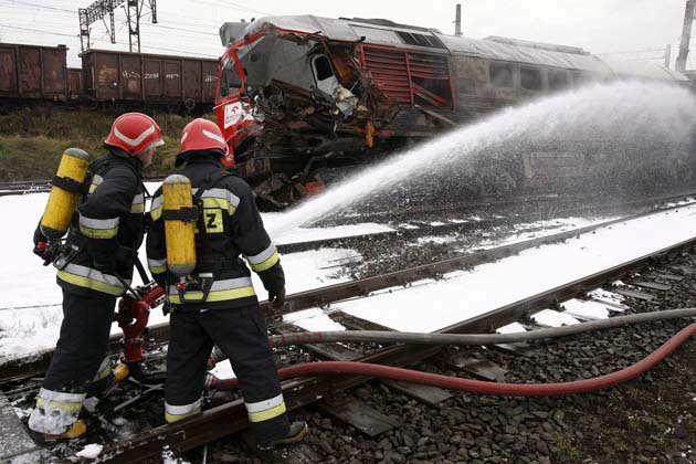 FUEGO TREN (1)  IMAGENES FOTOS