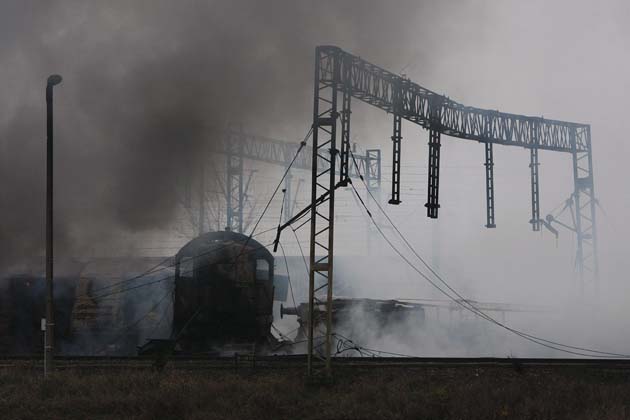 FUEGO TREN (2)  IMAGENES FOTOS