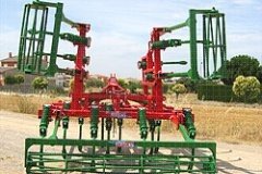 MAQUINARIA AGRICOLA  IMAGEN FOTOGRAFIA