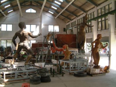 COMERCIO - ESCULTURA
