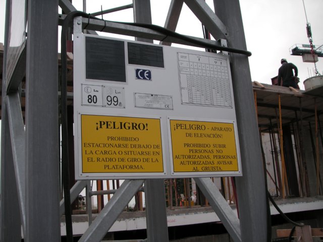 GRUA01  IMAGENES FOTOS