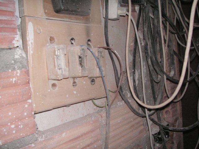 ELECTRICIDAD 1 (2) RIESGO ELECTRICO