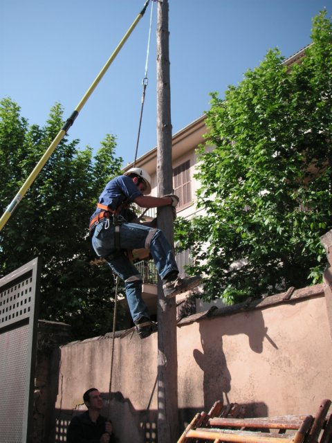 X PRACTICAS POSTE (22) RIESGO ELECTRICO