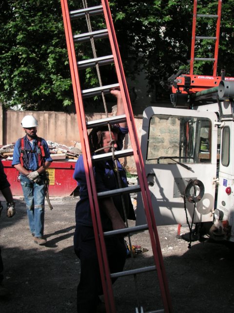 X PRACTICAS POSTE (7) RIESGO ELECTRICO