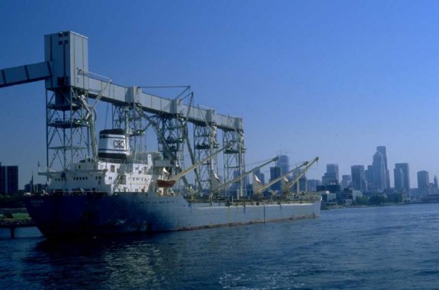 CARGUERO  AVIONES CAMIONES BARCOS