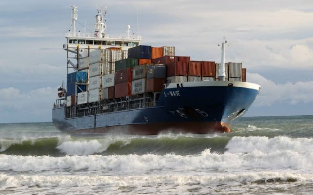PORTACONTENEDORES  BARCOS AVIONES